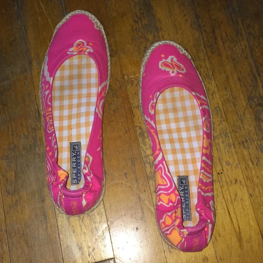 Sperry size 6.5 pink orange and beige espadrilles